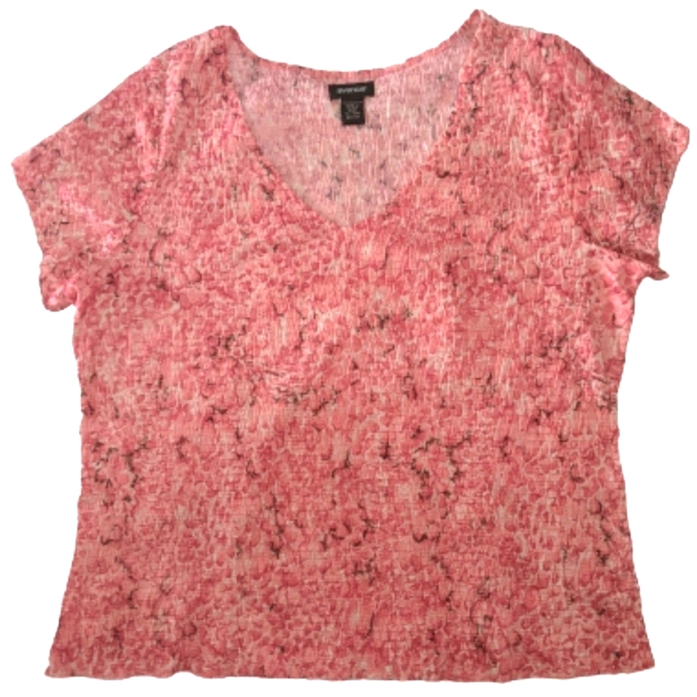 Avenue plus size crinkled top size 22/24